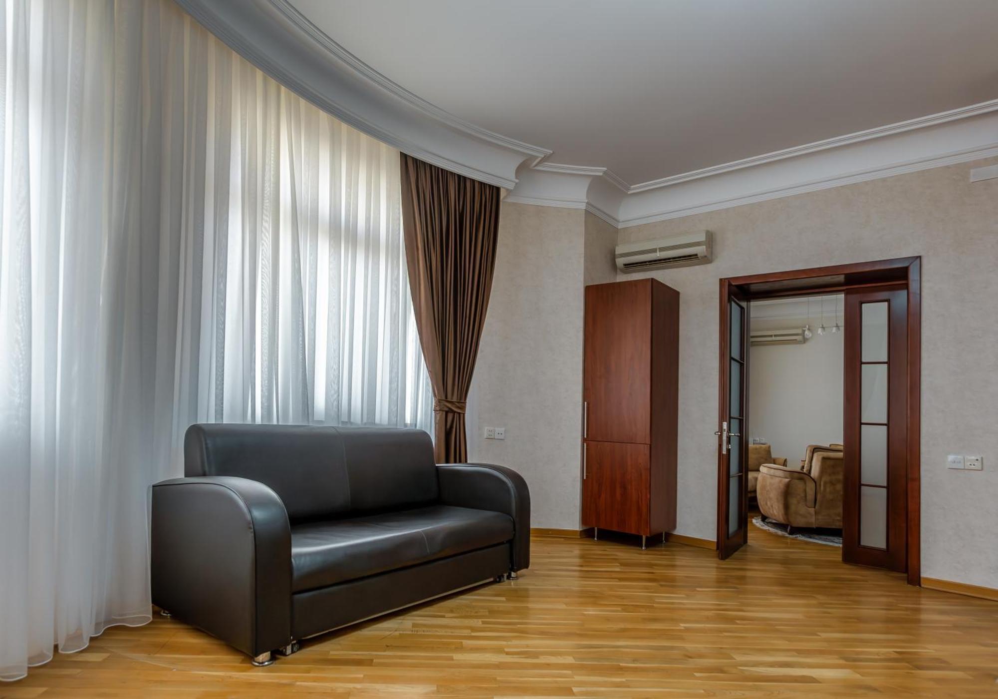 Sahil Luxury Apartment Баку Екстериор снимка