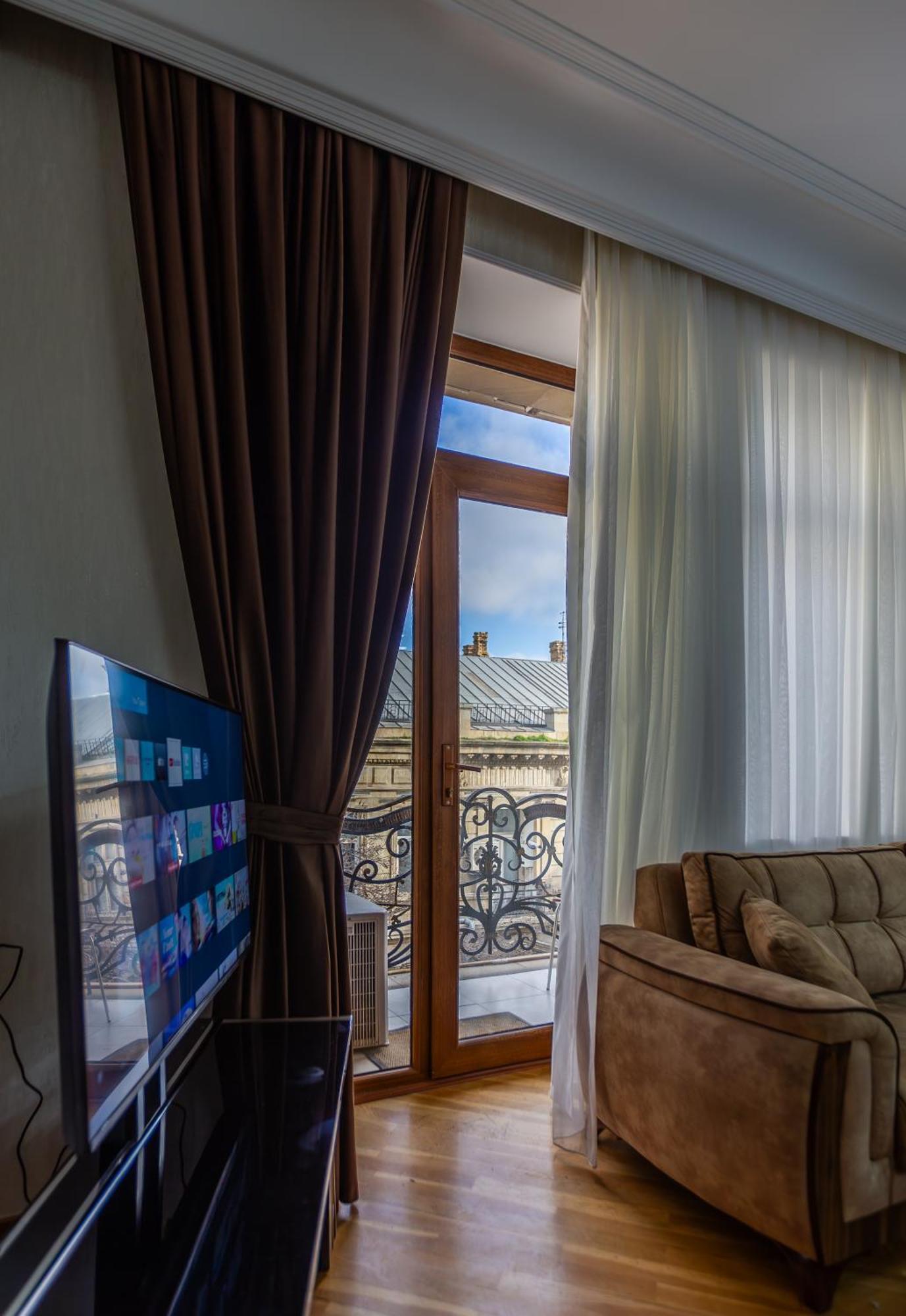 Sahil Luxury Apartment Баку Екстериор снимка